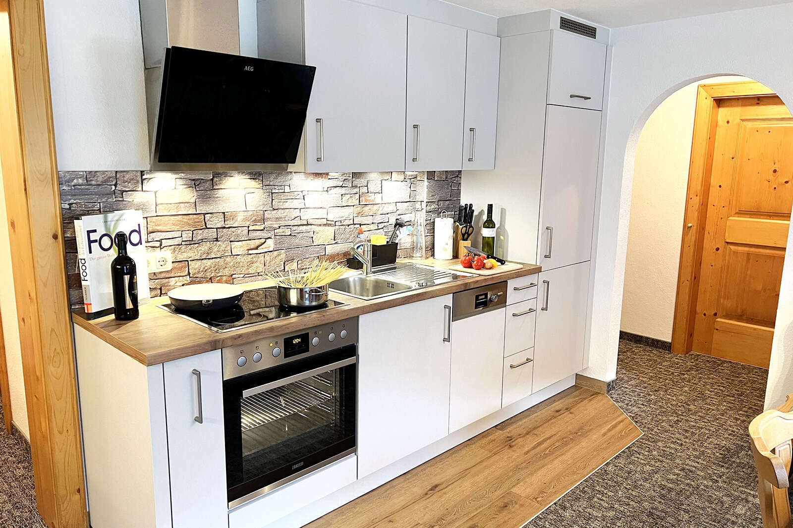 Kitchen in the apartment for 4-6 people in Haus Fernblick on the Arlberg